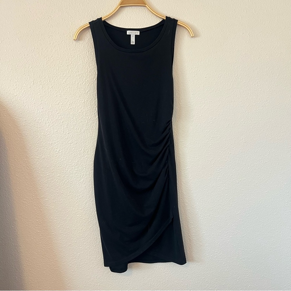 Elegant Black Sleeveless Dress
